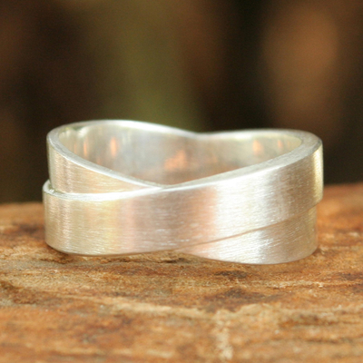 Sterling silver band ring, 'Infinite Lanna' - Handmade Modern Sterling Silver Band Ring