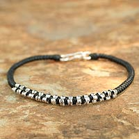 Silver flower bracelet, 'Hill Tribe Grace' - Silver Flower Bracelet