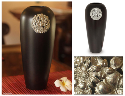 Vase aus Mangoholz und Zinn, 'Floral Moon' - Vase aus Mangoholz und Zinn