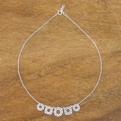 Halskette mit Anhänger aus Sterlingsilber, „Starlight Geometry“ - Handgefertigte moderne Halskette mit Anhänger aus Sterlingsilber