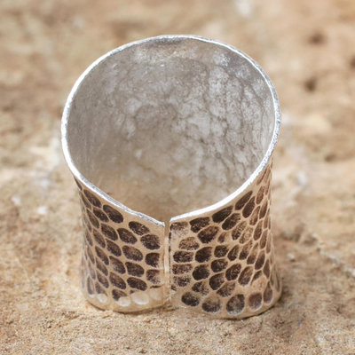 Sterling silver cocktail ring, 'Chiang Mai Moonlight' - Unique Sterling Silver Band Ring from Thailand
