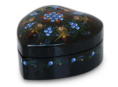 Lacquered wood box, 'In My Heart' - Lacquered wood box
