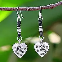 Pendientes de corazón de plata, 'Corazones tribales' - Pendientes de corazón de plata hechos a mano