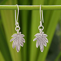 Silver dangle earrings, 'Glamorous Leaf' - Silver dangle earrings