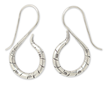 Silver dangle earrings, 'Delicate Jasmine' - Floral Silver Dangle Earrings