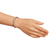 Geflochtenes Armband mit silbernem Akzent - Handgefertigtes silbernes geflochtenes Armband der Bergvölker