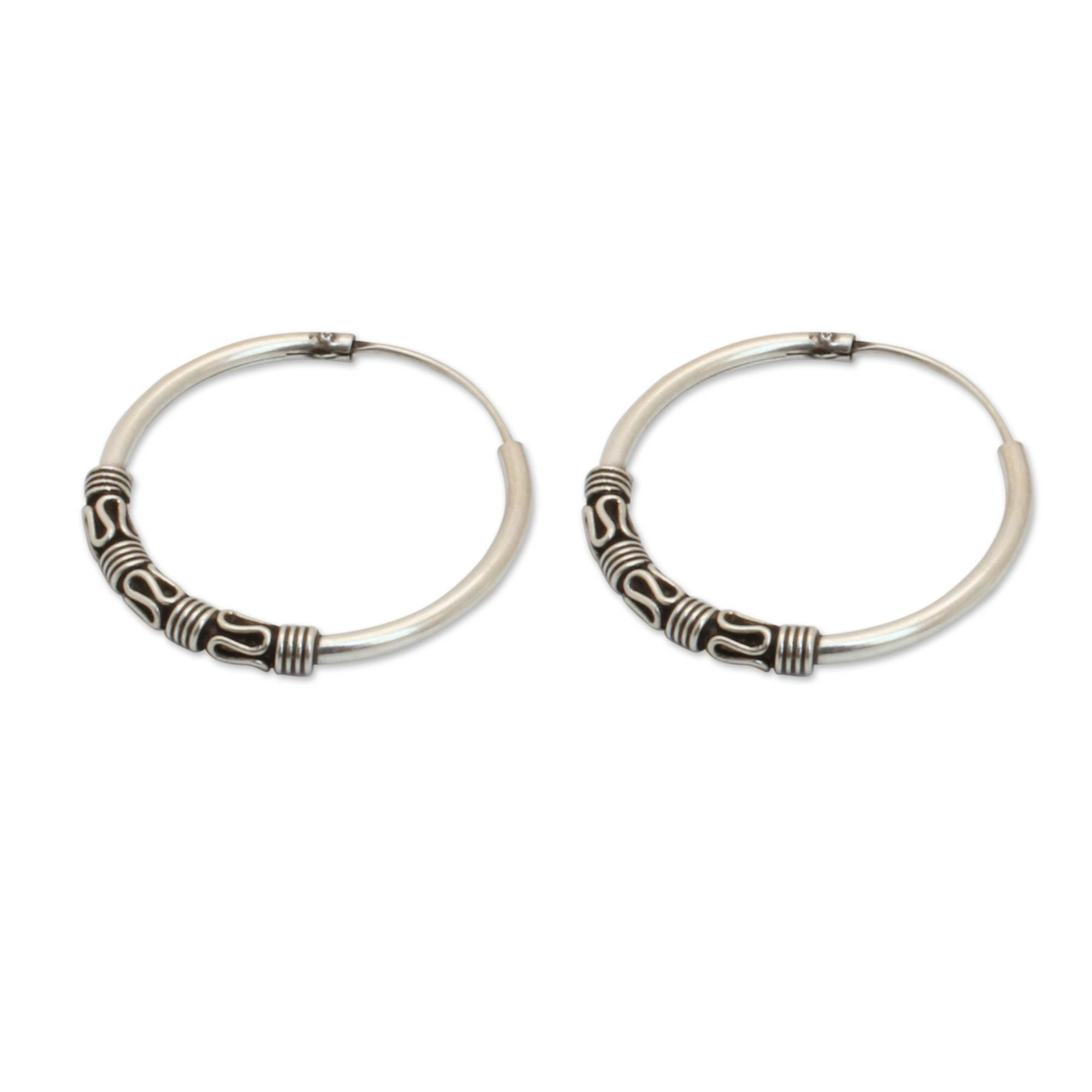 UNICEF Market | Fair Trade Sterling Silver Hoop Earrings - Traditional Thai