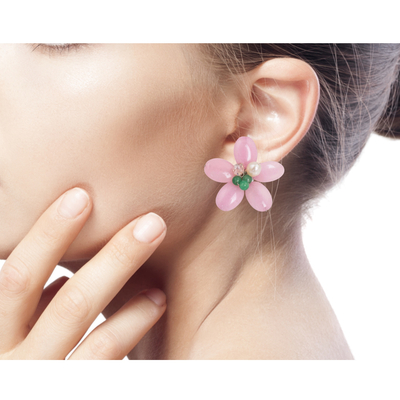 Ohrringe aus Zuchtperlen und Quarzblüten - Rosa und grüne Blumenohrringe mit Perle