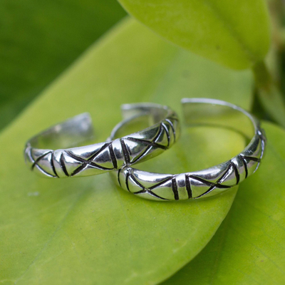 Sterling silver toe rings, 'X-treme Beauty' (pair) - Unique Modern Sterling Silver Toe Ring (Pair)