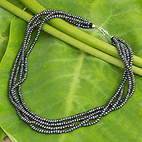 Collar de hilo de perlas cultivadas, 'Smoky Lotus' - Collar de hilo de perlas cultivadas