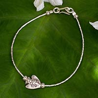 Silver beaded bracelet, 'Hill Tribe Fish'
