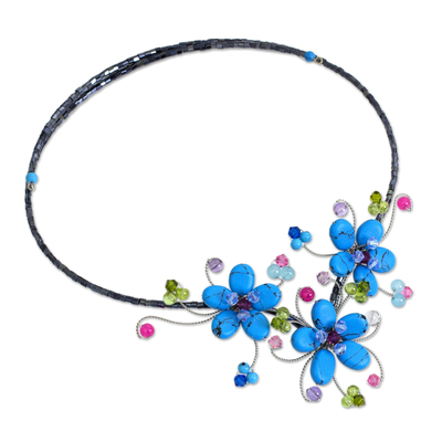 Blumenhalskette mit mehreren Edelsteinen - Florale Wickelhalskette, handgefertigter Perlenschmuck