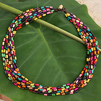 Collar torsade de madera, 'Chiang Mai Belle' - Collar de cuentas de madera en colores del arco iris