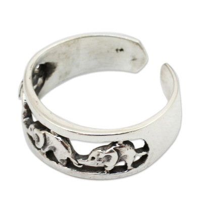 Sterling silver toe ring, 'Elephant Walk' - Thai Elephants Sterling Silver Toe Ring