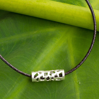 Men's sterling silver necklace, 'Forest Whisper' - Men's Sterling Silver Necklace Thailand