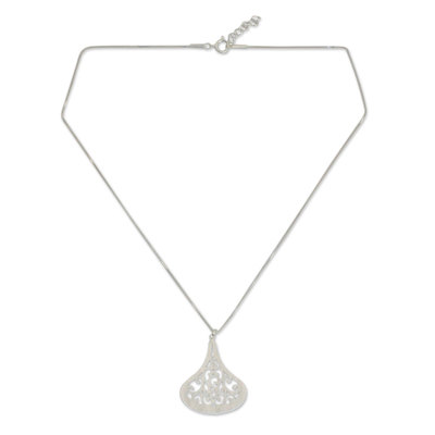 Sterling silver pendant necklace, 'Lanna Dew' - Thai Jewelry Sterling Silver Necklace