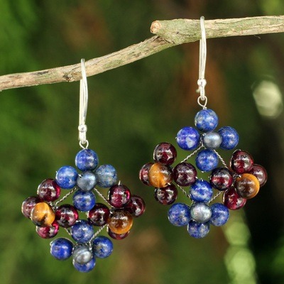 Lapis lazuli and garnet dangle earrings, Nosegay