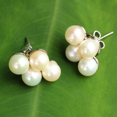 Pendientes de botón de perlas cultivadas, 'Pureza Luminosa - Pendientes de perlas blancas tailandesas