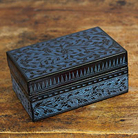 Caja de madera lacada, 'Blue Thai Fantasy' - Caja Decorativa Floral en Madera Lacada Artesanalmente