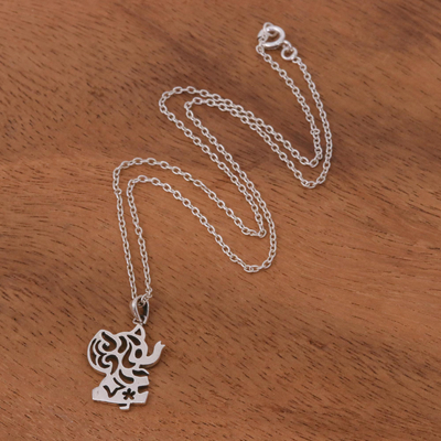 Sterling Silber Anhänger Halskette "Happy Elephant" - Silberne Halskette mit Silhouette eines Elefanten