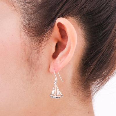 Ohrhänger aus Sterlingsilber - Ohrringe aus Sterlingsilber mit Segelbootmotiv