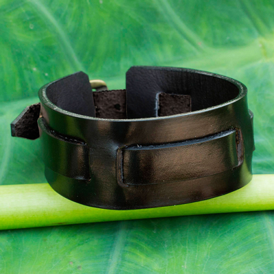 Men's leather wristband bracelet, 'Lanna Warrior in Black' - Men's Artisan Crafted Leather Wristband Bracelet