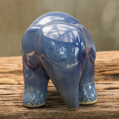 Figura de cerámica celadón - Figura de cerámica celadón azul.