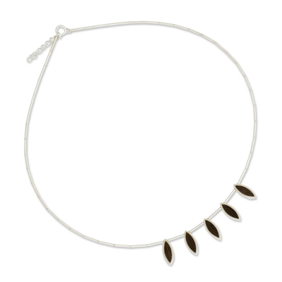 Halskette mit Anhänger aus Sterlingsilber und Holz - Thailändische Halskette aus Sterlingsilber mit Einsätzen aus dunklem Holz