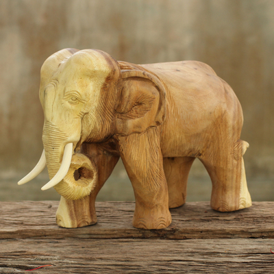 Estatuilla de elefante de madera - Estatuilla de elefante de madera de árbol de lluvia tallada a mano tailandesa