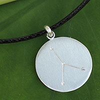 Collar con colgante de topacio blanco, 'Constelación: Cáncer' - Collar de cáncer del zodiaco de plata esterlina con topacio blanco