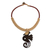 Kokosnuss-Muschel-Anhänger-Halskette, 'Thailändisches Seepferdchen'. - Seepferdchen-Anhänger-Halskette mit Kokosnussschale und Makramee