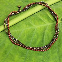 Perlenkette aus Jaspis und Achat, „Natural Mix“ – Handgefertigte Makramee-Halskette mit Jaspis, Achat und Messing