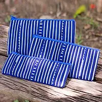 Bolsas para cosméticos de mezcla de algodón, 'Blue Lisu Chic' (juego de 3) - Estuches para cosméticos de mezcla de algodón azul y blanco tailandés (juego de 3)