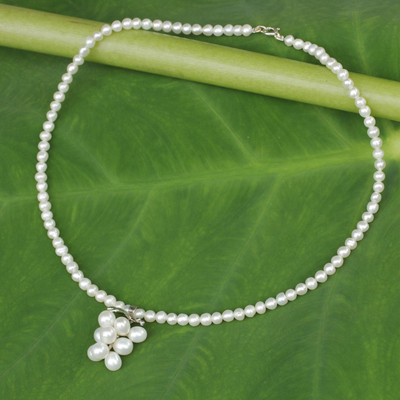 Halskette mit Perlenanhänger - Halskette mit Traubencluster-Anhänger aus kultivierten weißen Perlen