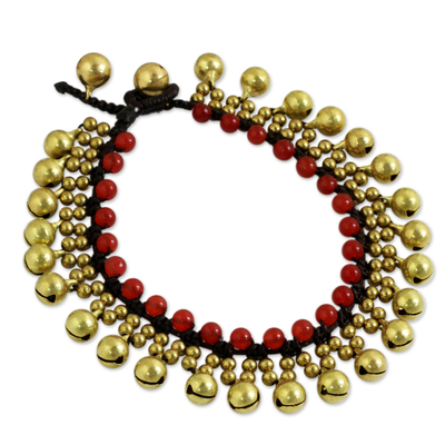 Perlenquarz-Armband, 'Summer Chimes - Fair-Trade-Perlenarmband mit rotem Quarz und Messing