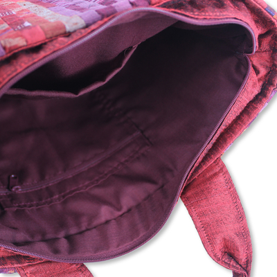 Bolso tote de seda - Bolso tote rojo con estampado de tribus de las colinas en seda con bolsillos interiores