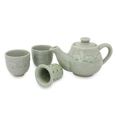 Celadon-Keramik-Teeservice, (Set für 2) - Hellgrünes Keramik-Teeservice mit Elefanten (Set für 2)