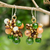 Perlenohrringe - Handgeknüpfte Cluster-Ohrringe aus grünen, gelben Perlen