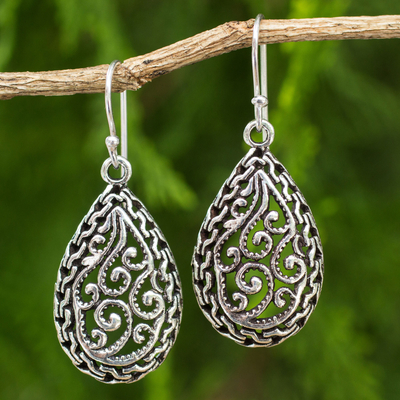 Sterling silver filigree earrings, 'Thai Delight' - Sterling Silver Filigree Earrings Crafted by Hand