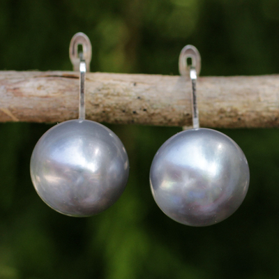 Cultured pearl drop earrings, 'Shadowy Moon' - Handcrafted grey Pearl Drop Earrings from Thai Artisan