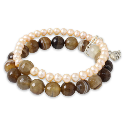 Cultured pearl and agate stretch bracelet, 'Iridescent Forest' - Pearl and Agate Bracelet with Silver Elephant Charm