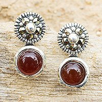 Pendientes colgantes de marcasita y ónix rojo, 'Red Lanna Eclipse' - Pendientes de marcasita de ónix rojo en estilo vintage de plata de ley