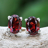 Garnet stud earrings, 'Sparkling'