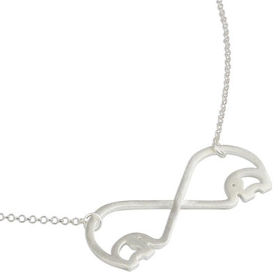 Collar corazón de plata de ley - Collar de elefante hecho a mano en plata esterlina cepillada