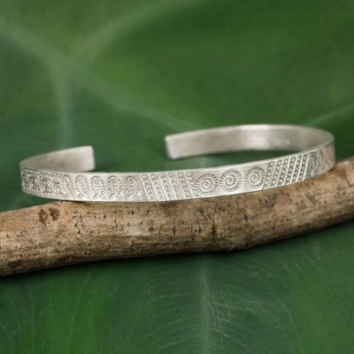 Thai Karen Hill Tribe Handcrafted Silver Cuff Bracelet - Hill Tribe ...