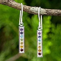 Chakra-Ohrringe mit mehreren Edelsteinen, „Chakra Honor“ – Chakra-Ohrringe aus Sterlingsilber mit mehreren Edelsteinen