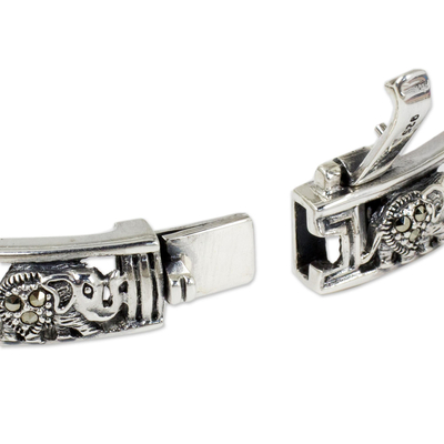 Markasit-Armreif - Glitzernde Markasit-Elefanten auf einem 925er Silberarmband