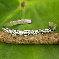 Silver cuff bracelet, 'Karen Classic'