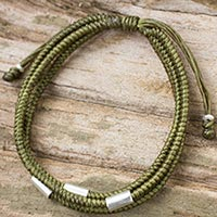Silver and braided polyester cord bracelet, 'Best Friend in Green' - Hand Crafted Olive Green Braided Bracelet with Silver Beads