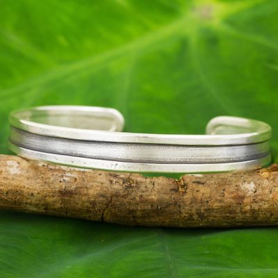 Silver cuff bracelet, 'Classical Karen' - Hand Crafted Silver Cuff Bracelet from Thailand